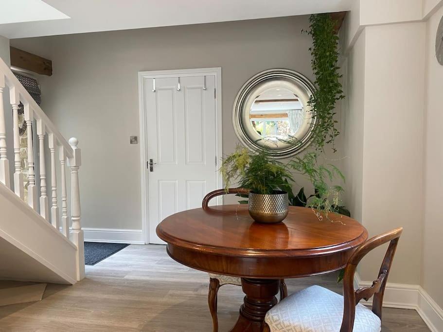 Beautiful 1 Bedroom Holiday Home In Lancaster Esterno foto
